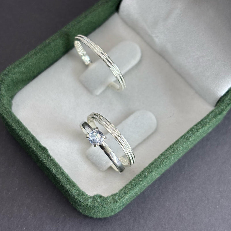Par de Alianças 2mm em Prata 950 com Anel Solitário - Elysia