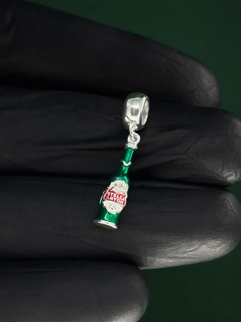 Berloque Stella Artois em Prata 925