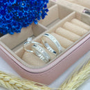 Par de Alianças 4mm de Prata 950 com Anel Solitário - Viatrix