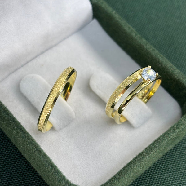 Par de Alianças 2,5mm Banhada a Ouro 18k com Anel Solitário - Laris