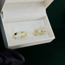 Par de Alianças 3mm Banhado a Ouro 18k com Anel Solitário Cravejado - Olinne