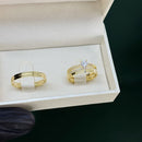 Par de Alianças 3mm Banhado a Ouro 18k com Anel Solitário Cravejado - Olinne