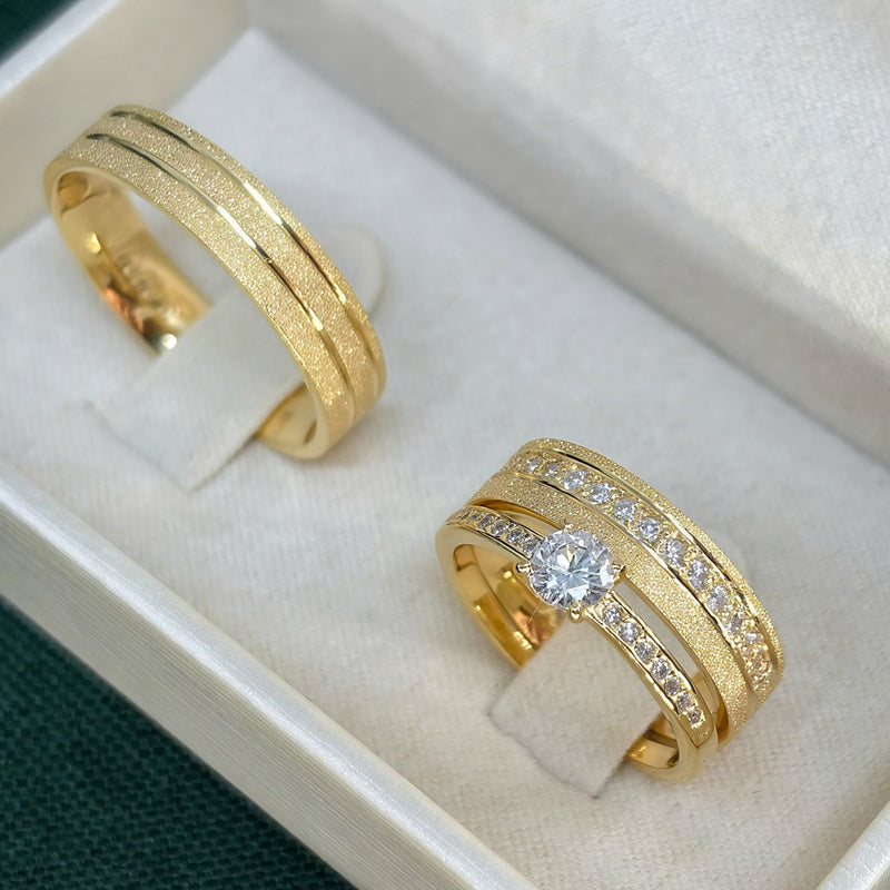 Par de Alianças 5mm Banhada a Ouro 18k com Anel Solitário Cravejado - Miraze