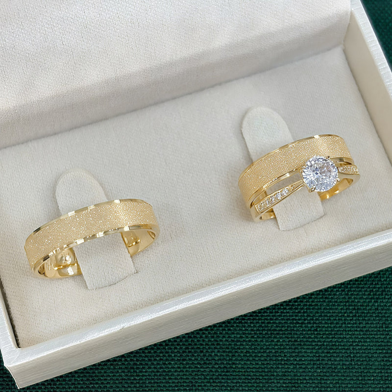 Par de Alianças 5mm Banhada a Ouro 18k com Anel Solitário - Prisma