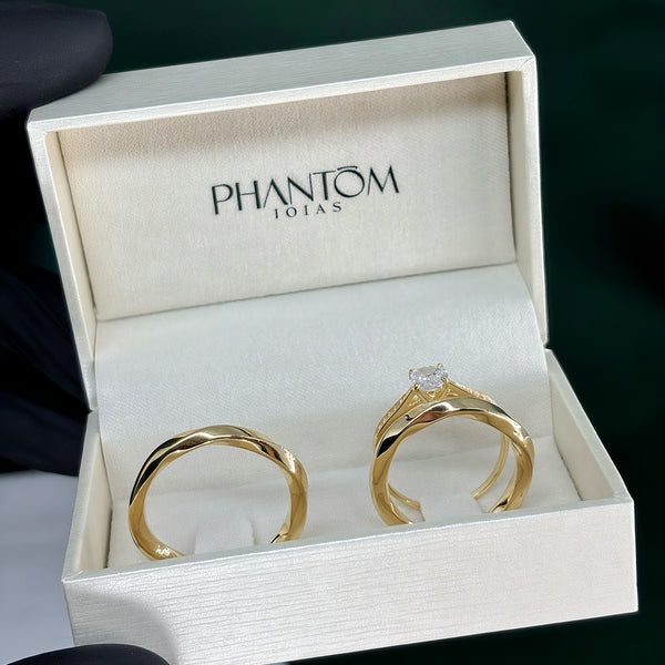 Par de Alianças 2,5mm Banhada a Ouro 18k com Anel Solitário Cravejado - Tansy