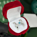 Par de Alianças 2,5mm com Anel Solitário Cravejado + Caixinha Especial de Rosa