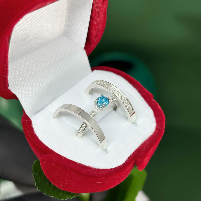 Par de Alianças 2,5mm com Anel Solitário Cravejado + Caixinha Especial de Rosa