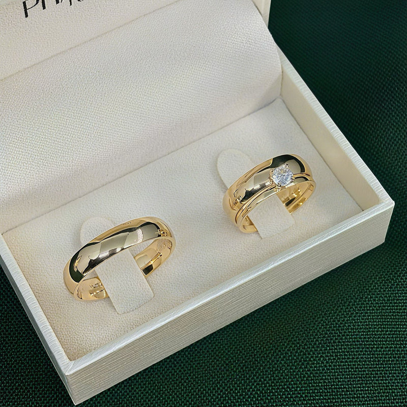 Par de Alianças 5mm Banhada a Ouro 18k com Anel Solitário - Eryen